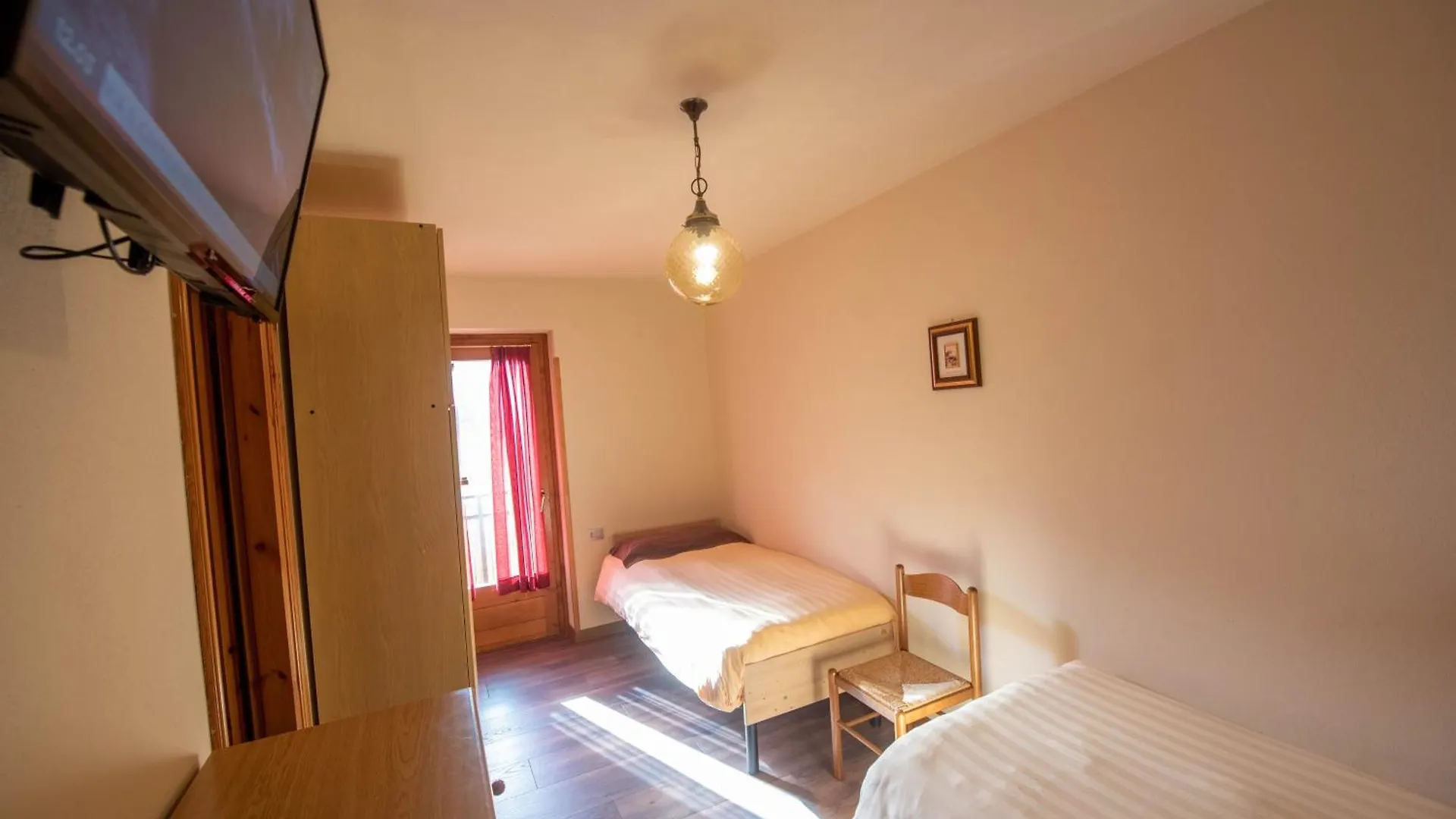 Hotel Eira Bormio 2*,